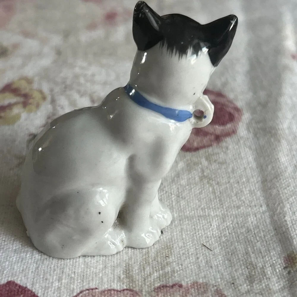 Vintage Black & white Cat Figurine Who Stares Into Your Soul